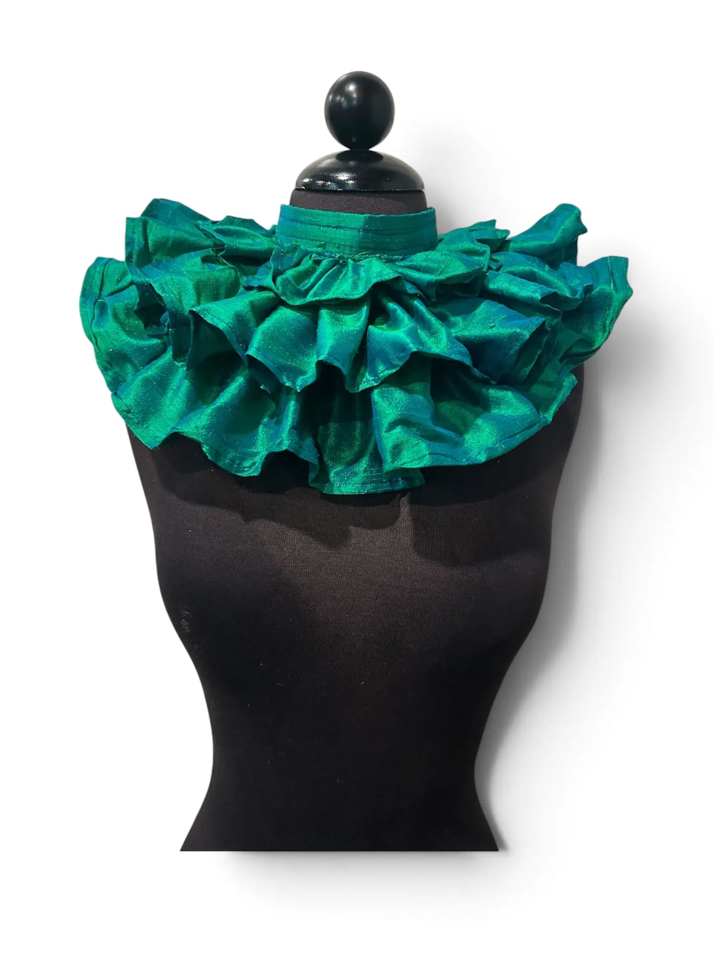 Blue green clown collar